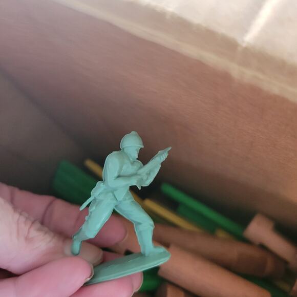 Frontier Building Set, 300 pieces,in orig box, vt 1987, Ages 4+, by Toys-N-Thin - Picture 6 of 13